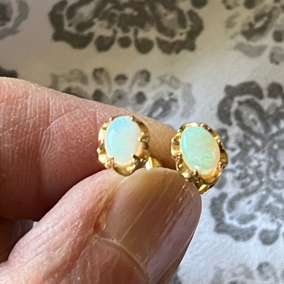 SOLD 14k fire opal buttercup stud earrings vintage - Picture 1 of 14